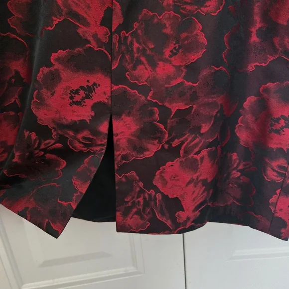 Carmen Marc Valvo Beaded Floral Dress Size 8 - Picture 8 of 13